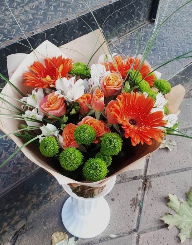 Букет цветов из: Герберы, Хризантемы, Альстромерии и Розы в Красногвардейском