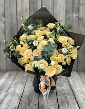 Букет цветов из:  Розы и Лизиантусы #REPLACE_PRED# Красногвардейском