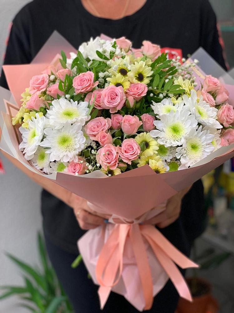 Букет цветов из: Розы и Хризантемы в Красногвардейском