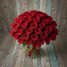 Букет 55 Красных роз Фридом #REPLACE_PRED# Красногвардейском