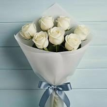 Букет 7 Белых роз Эдлесс Лав в Красногвардейском