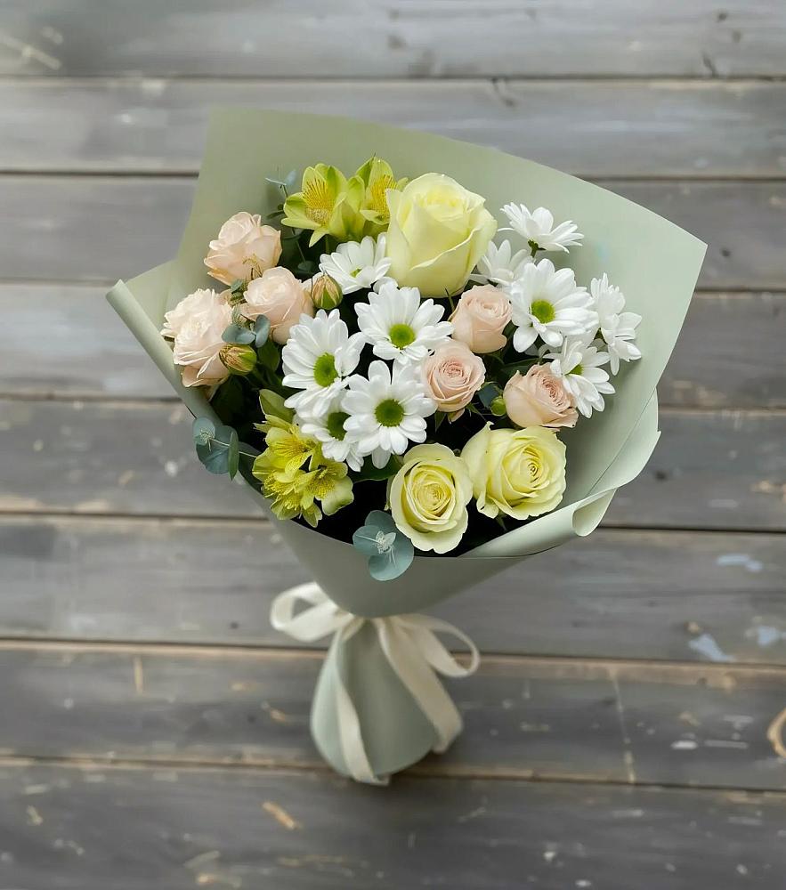 Букет цветов из: Альстромерии, Розы и Хризантемы в Красногвардейском