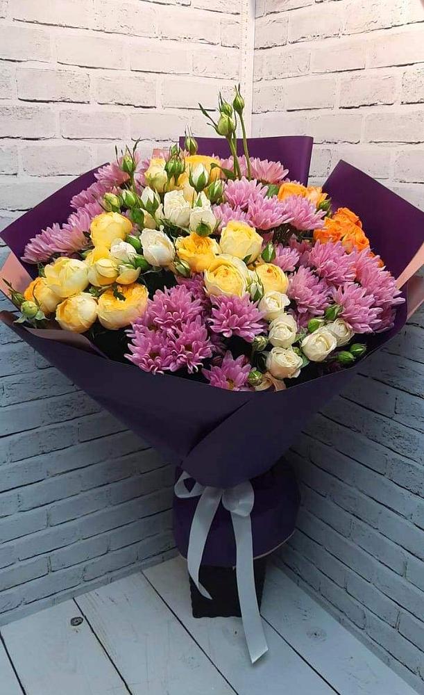 Букет цветов из: Хризантемы и Розы в Красногвардейском
