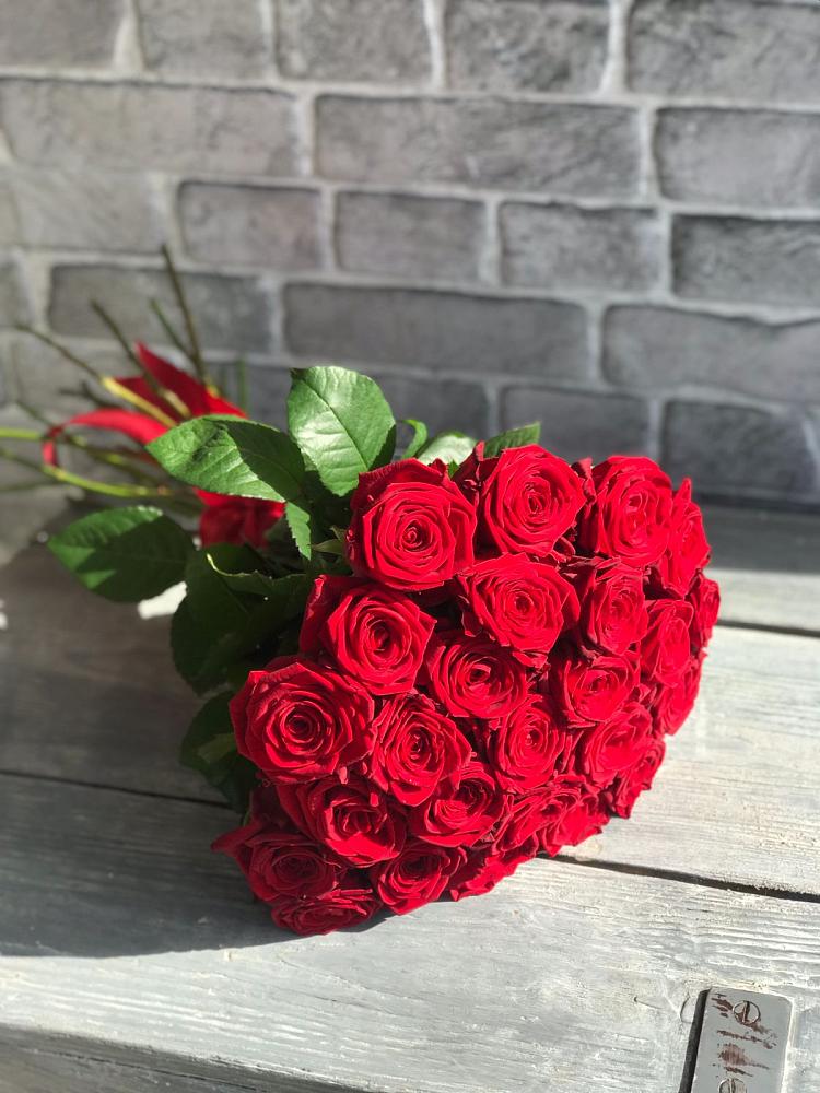 Букет Красные розы Фридом в Красногвардейском