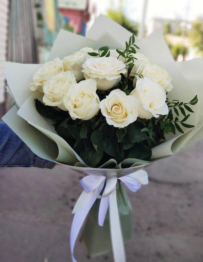 Букет Белые розы Проуд в Красногвардейском