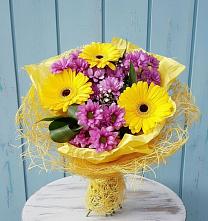 Букет цветов из:  Хризантемы и Герберы #REPLACE_PRED# Красногвардейском