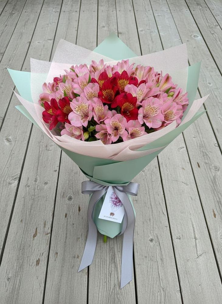 Букет цветов из: Альстромерии в Красногвардейском