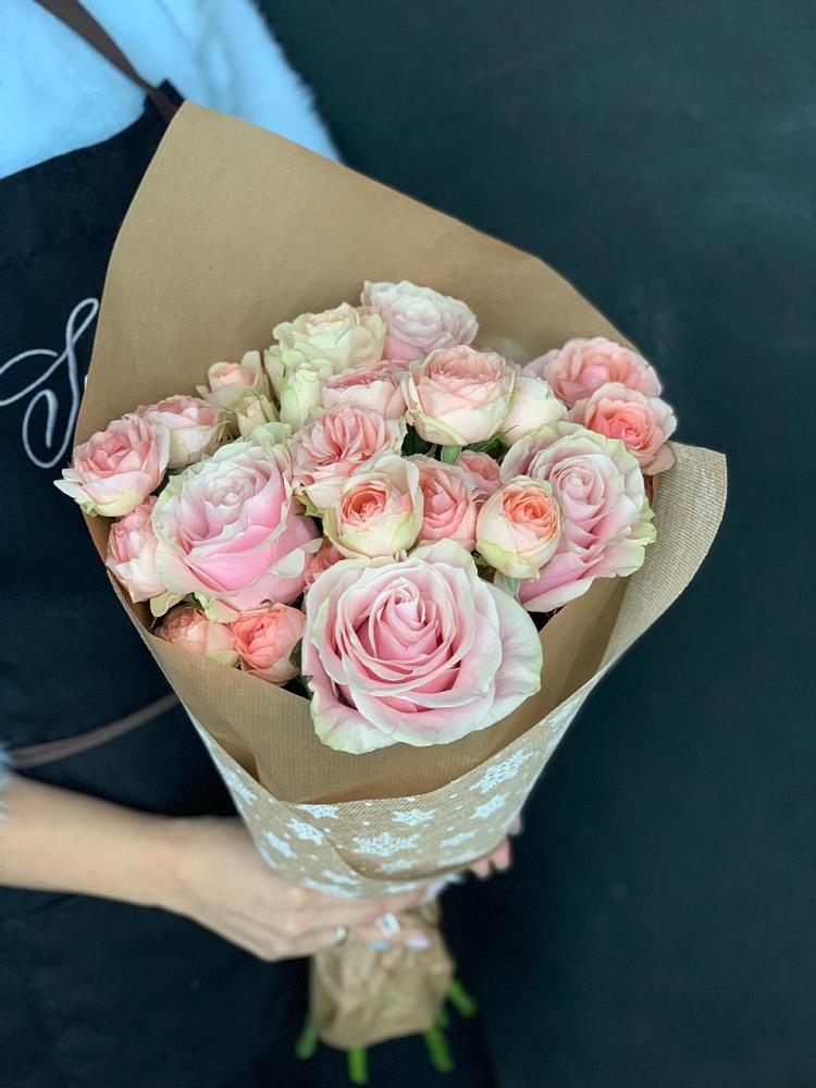 Букет цветов из: Хризантемы и Розы в Красногвардейском