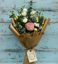 Букет цветов из:  Розы и Лизиантусы #REPLACE_PRED# Красногвардейском